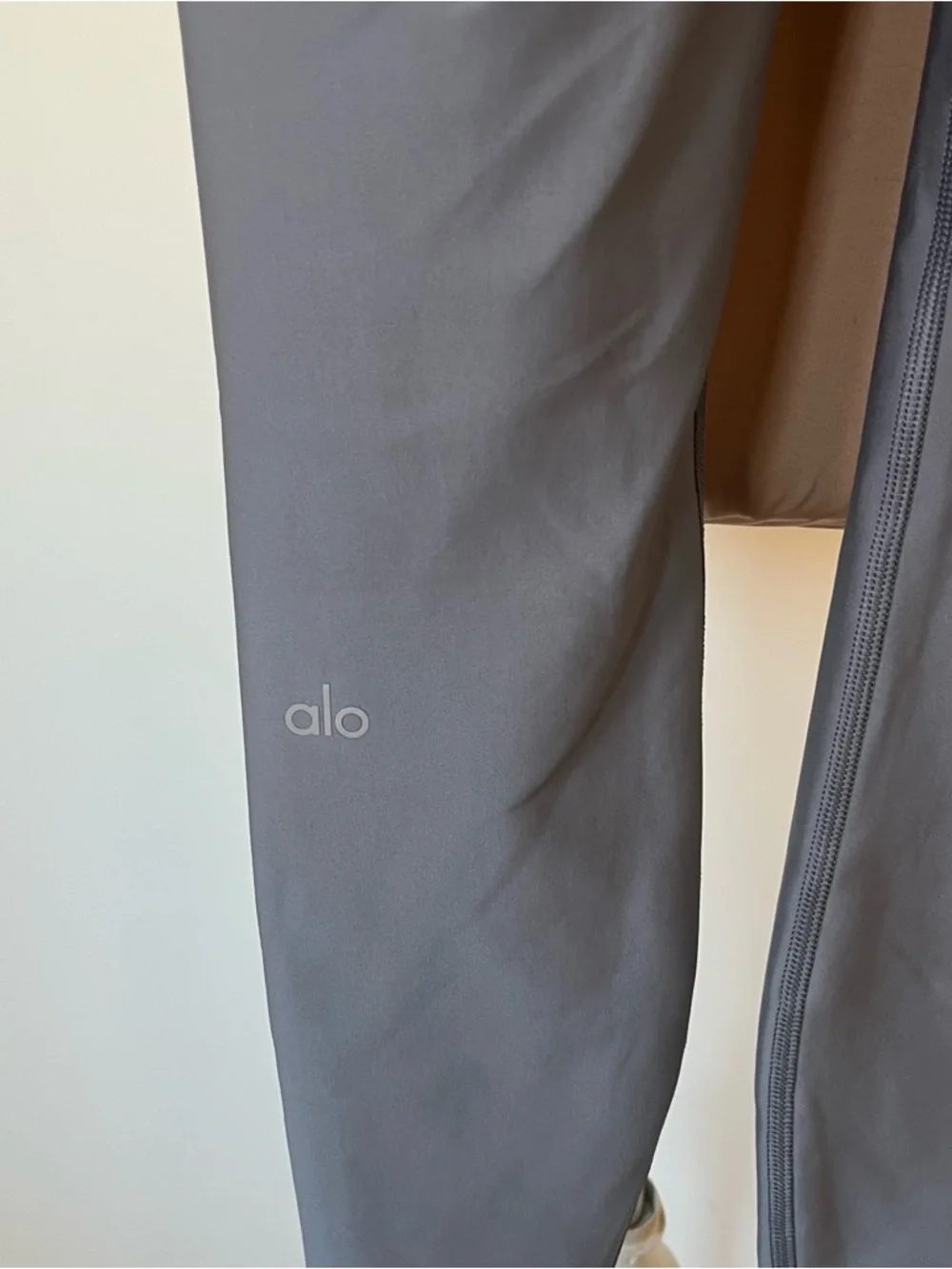 ALO Airlift Winter Warm High-Waist Legging Athletic Work-Out Grey Leggings XXS